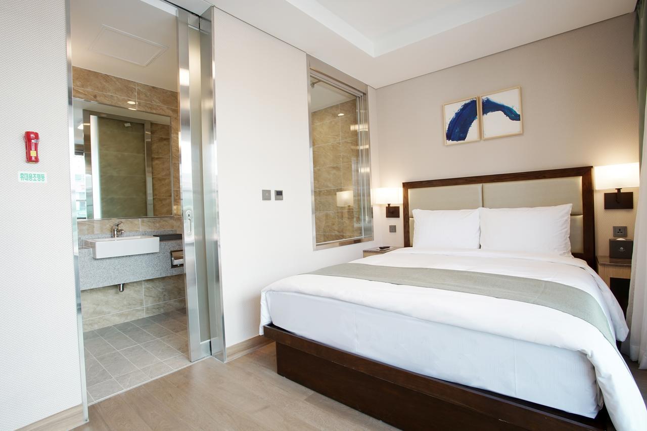 Stanford Hotel